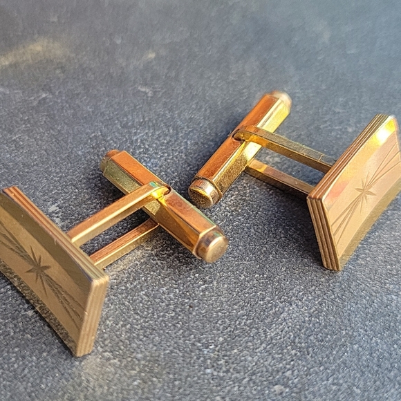 Cuff links - Picture 3 of 4